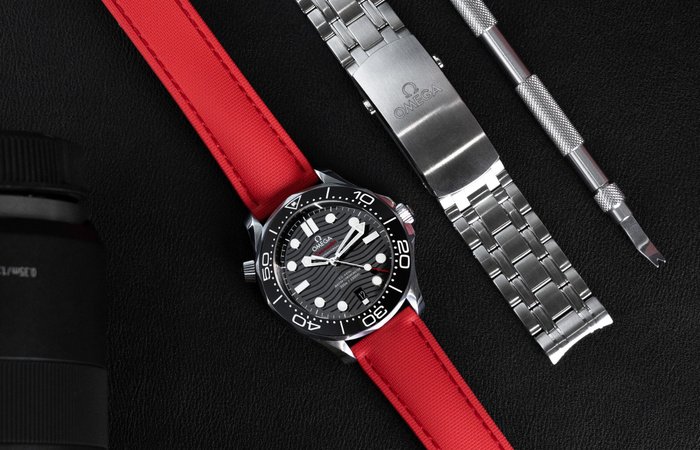 red straps
